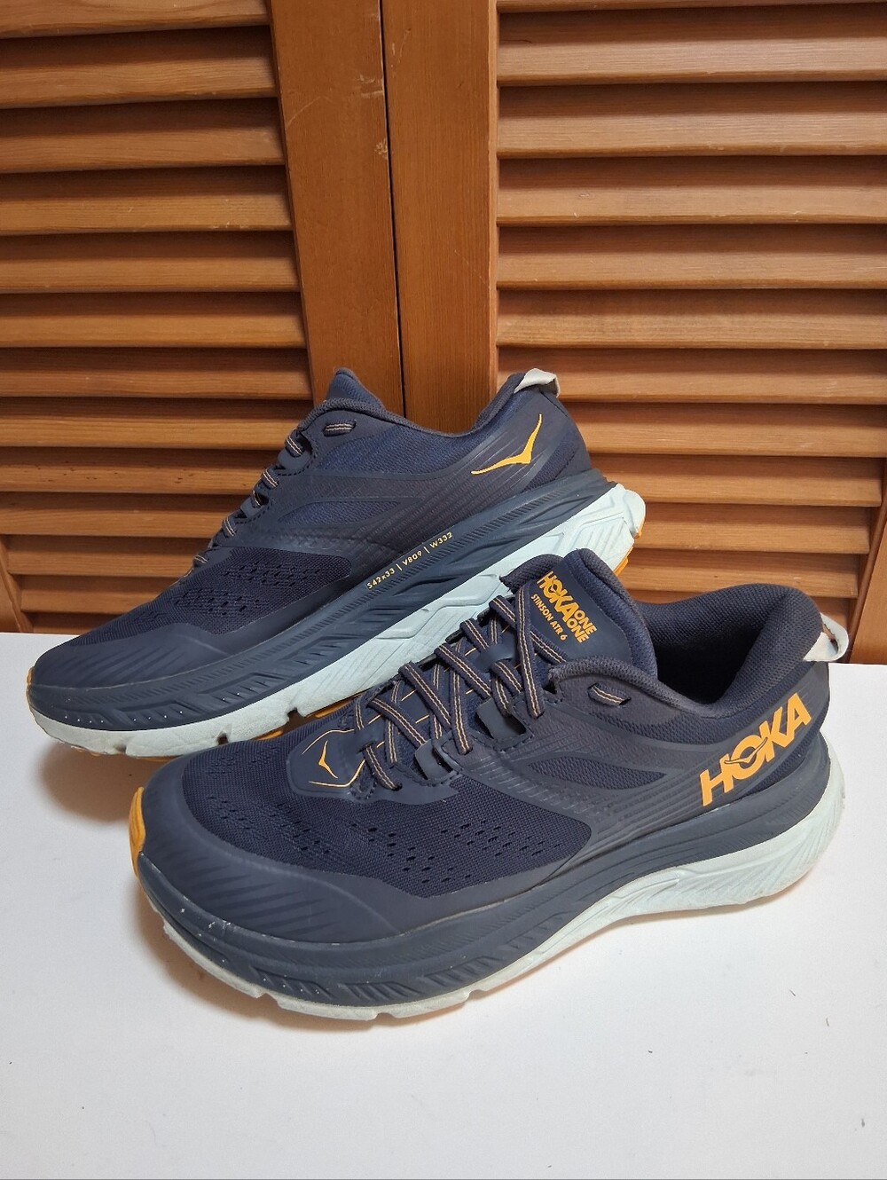 Hoka Stinson ATR 6 Trail Running Shoe Mens Size 9.5 Ombré Blue/Saffron - Picture 2 of 8